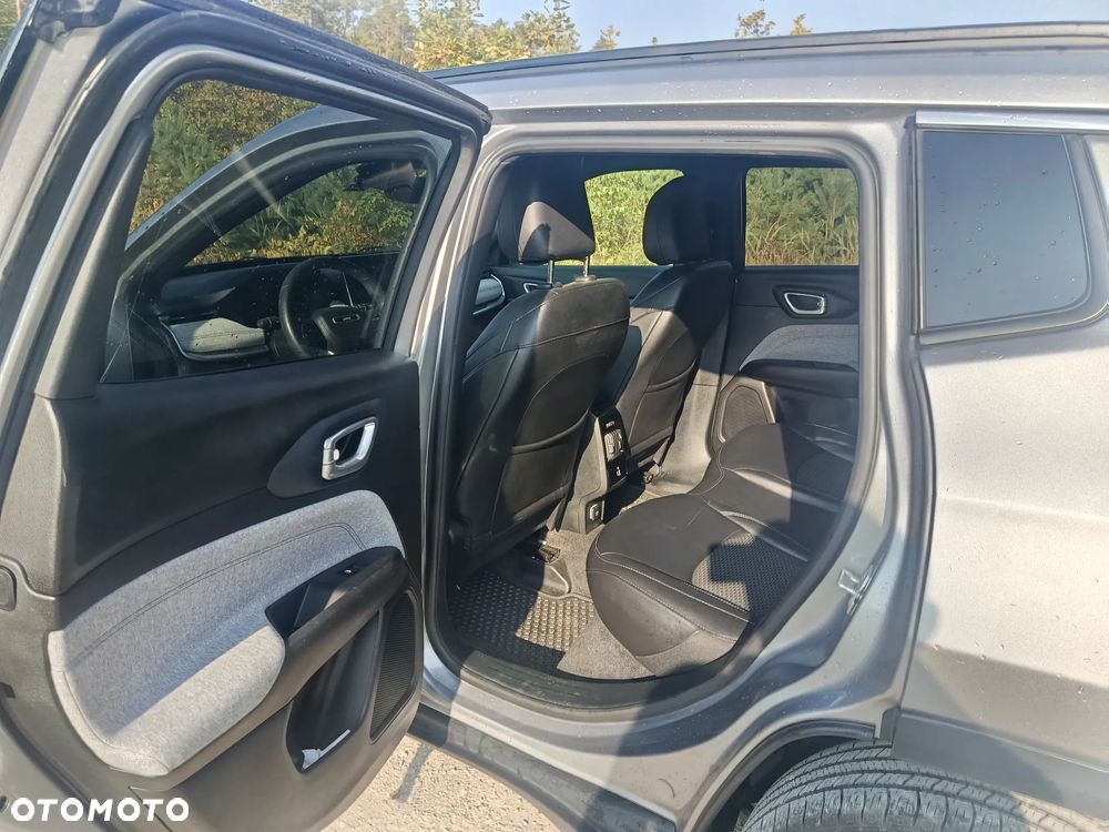 Jeep Compass - 11