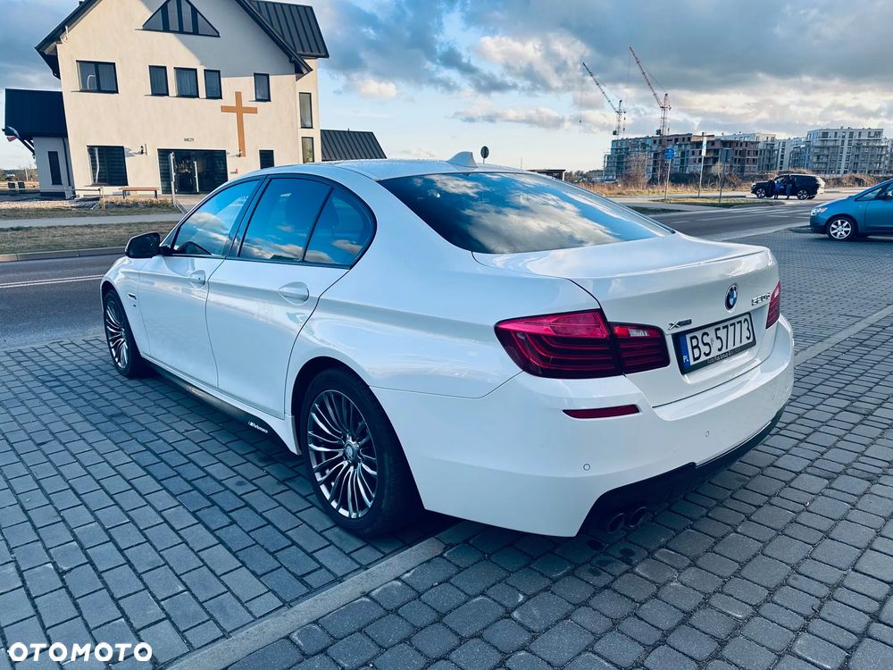 BMW Seria 5 525d xDrive Luxury Line - 4