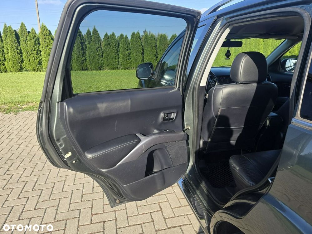 Citroën C-Crosser - 17