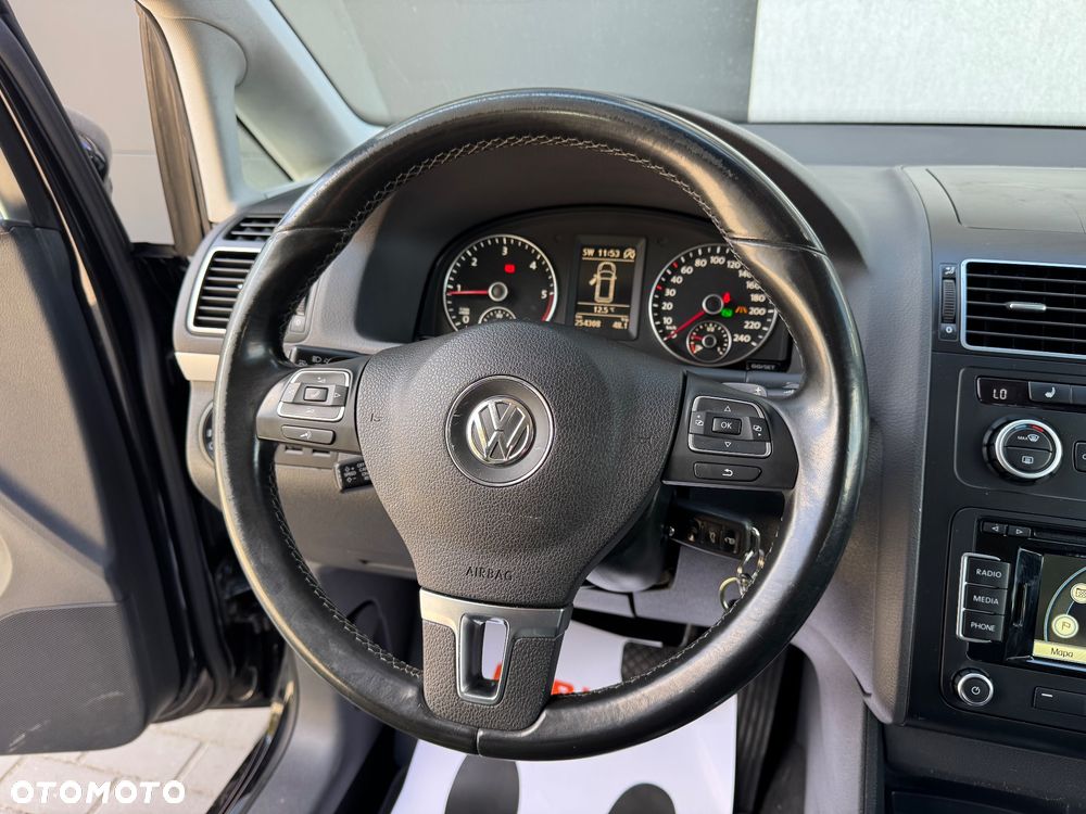 Volkswagen Touran 2.0 TDI DPF DSG Life - 26