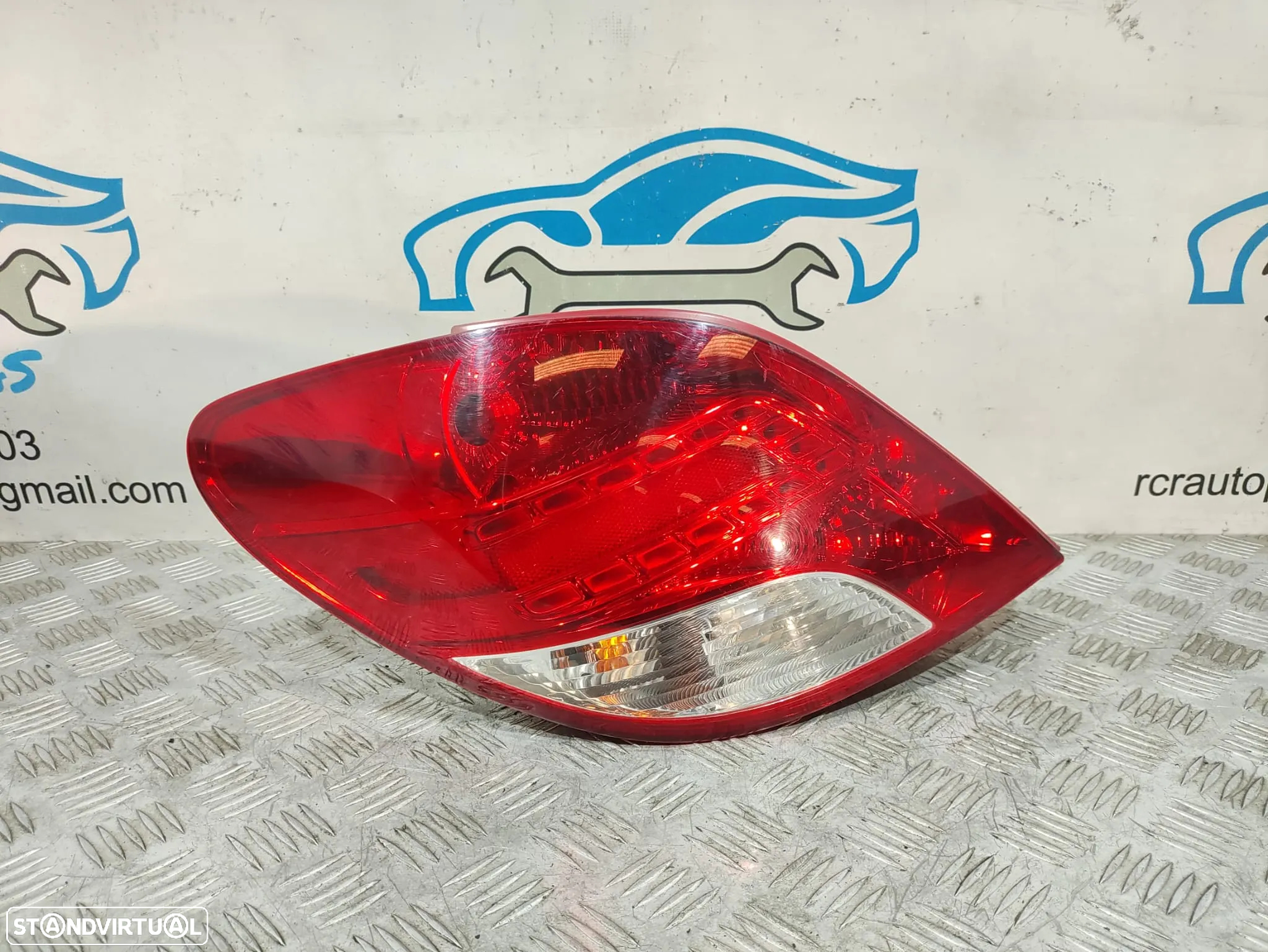 Conjunto Farolins Peugeot 207 Led 9686566080 9686565980 - 4