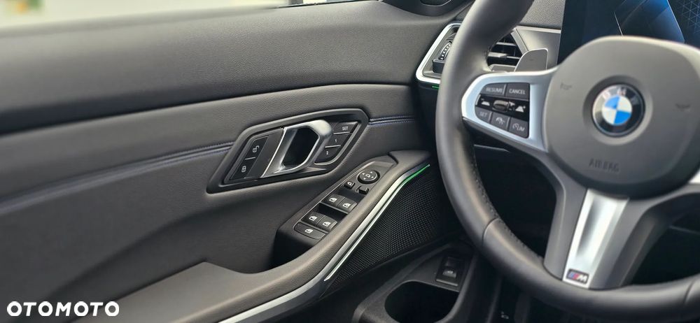 BMW Seria 3 320d Touring xDrive M Sport - 40