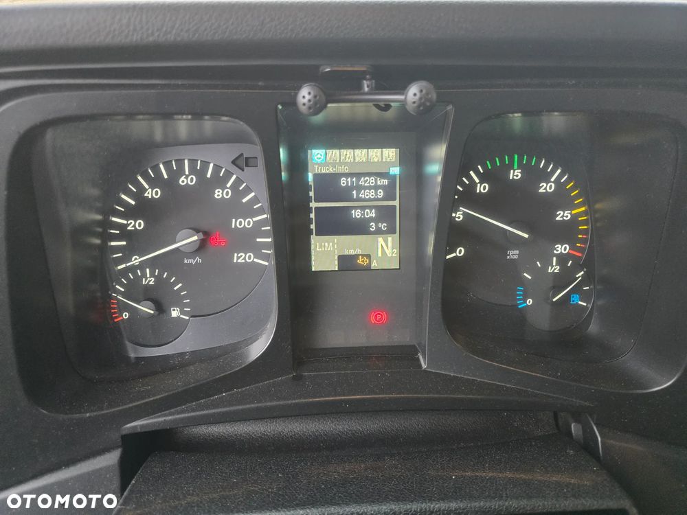 Mercedes-Benz ANTOS 2130 - 10