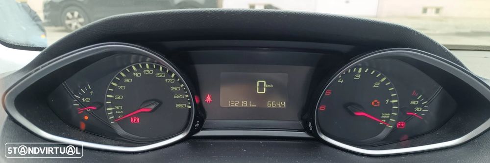 Peugeot 308 1.6 e-HDi Active - 5