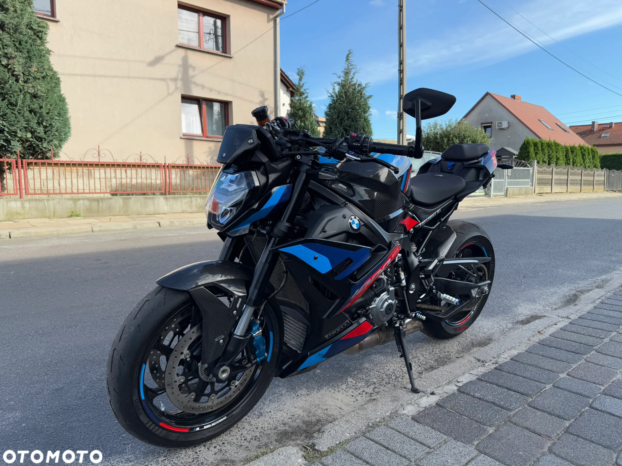 BMW S - 20