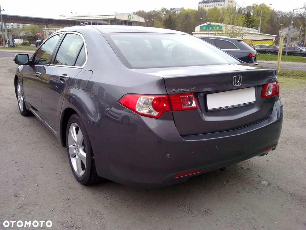 Honda Accord 2.0 Elegance - 4