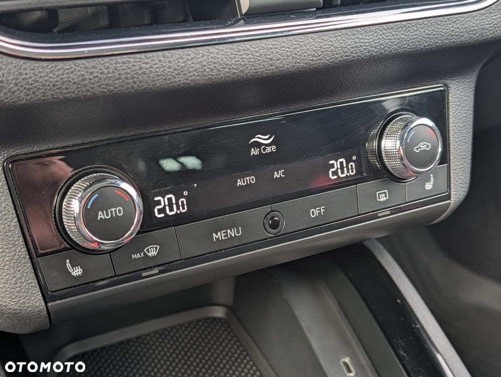 Skoda Kamiq 1.0 TSI Monte Carlo - 26