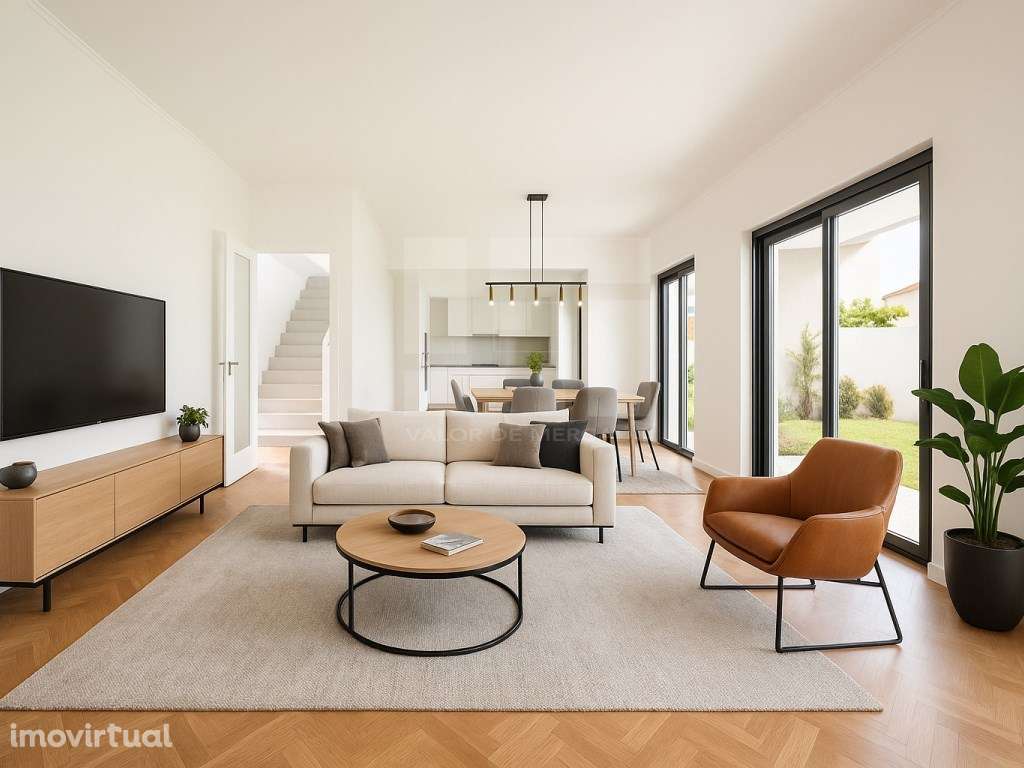 Moradia T4 unifamiliar, moderna, com piscina e estacionamento, Bice... - Grande imagem: 2/38