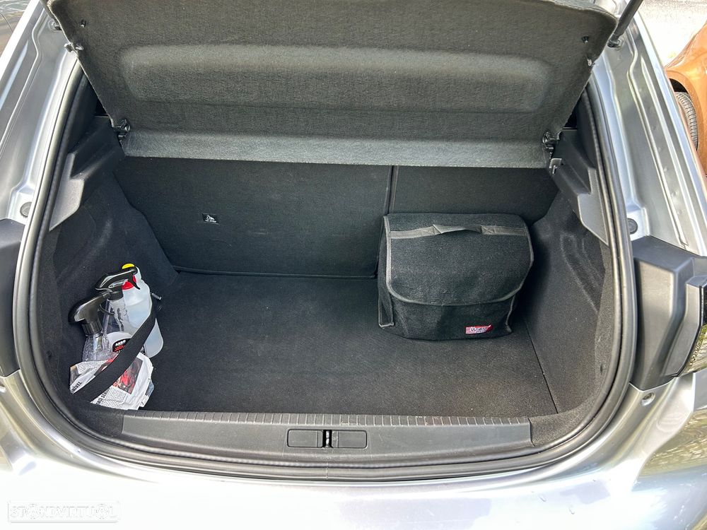 Peugeot 208 PureTech 100 EAT8 Allure - 9