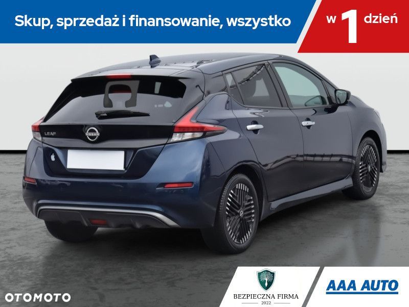 Nissan Leaf - 7