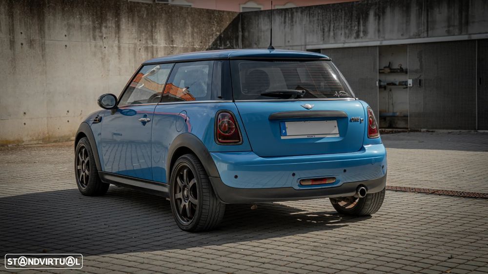 MINI 3 Portas One D - 5