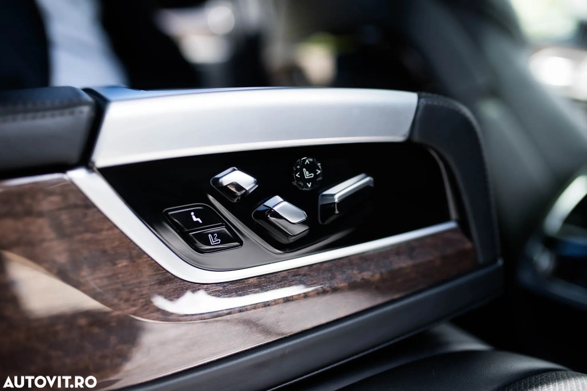BMW Seria 7 730d xDrive - 24