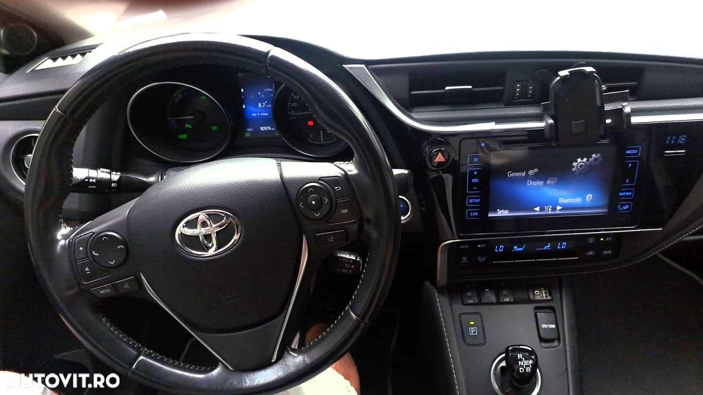 Toyota Auris - 6