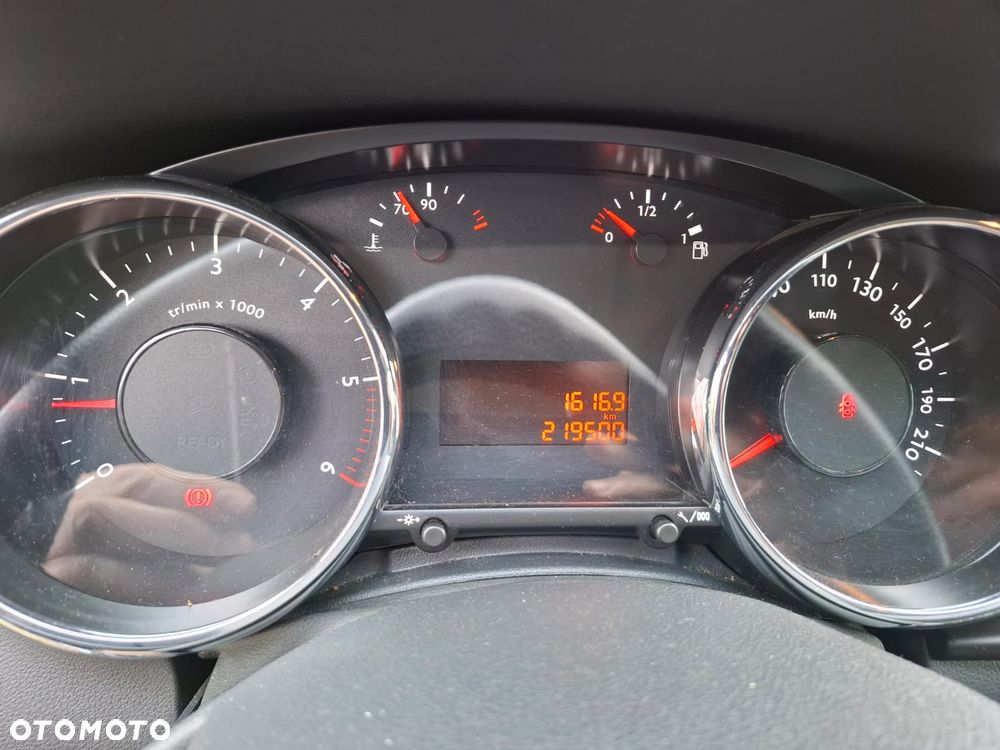 Peugeot 3008 2.0 HDi Active - 8