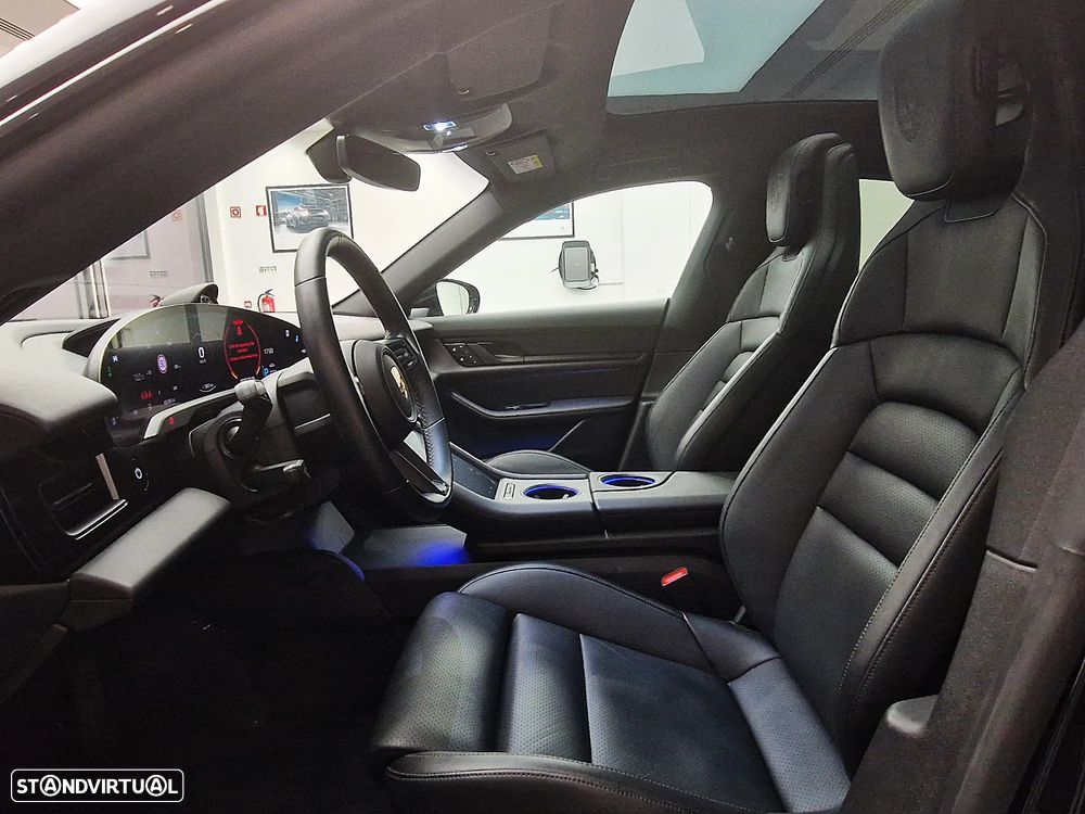 Porsche Taycan Standard - 19