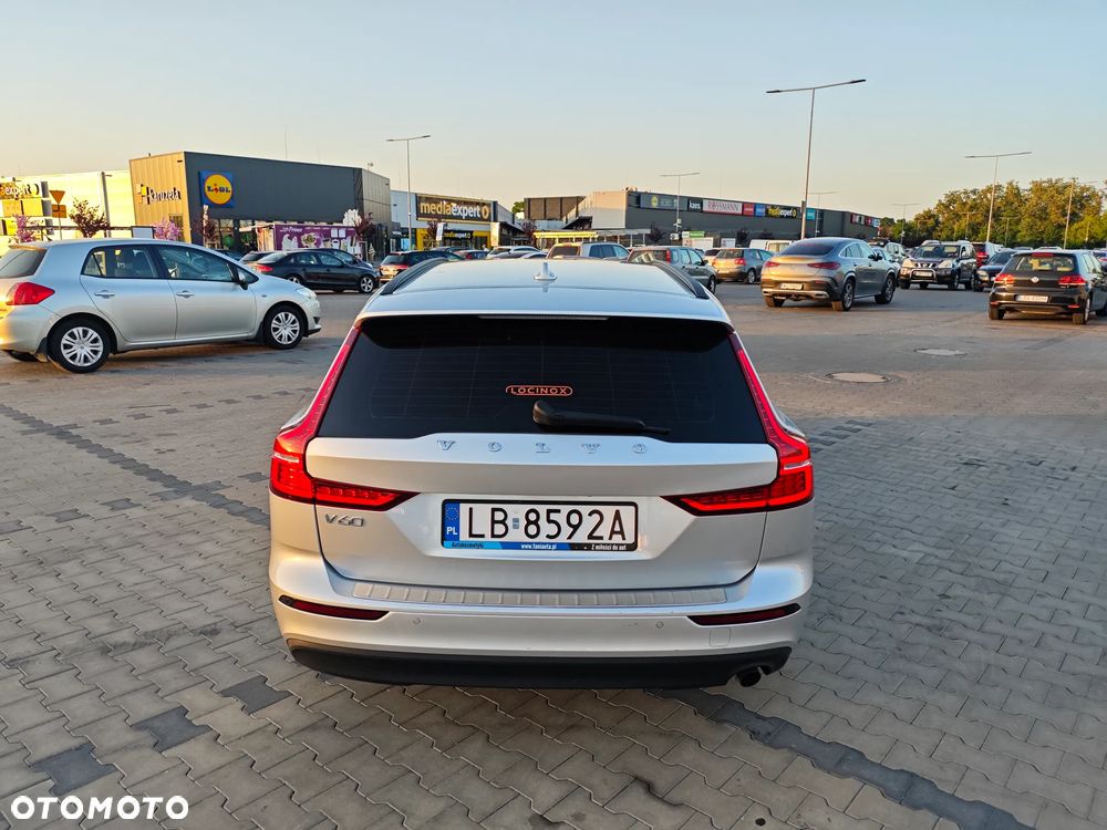 Volvo V60 D3 Momentum Pro - 6