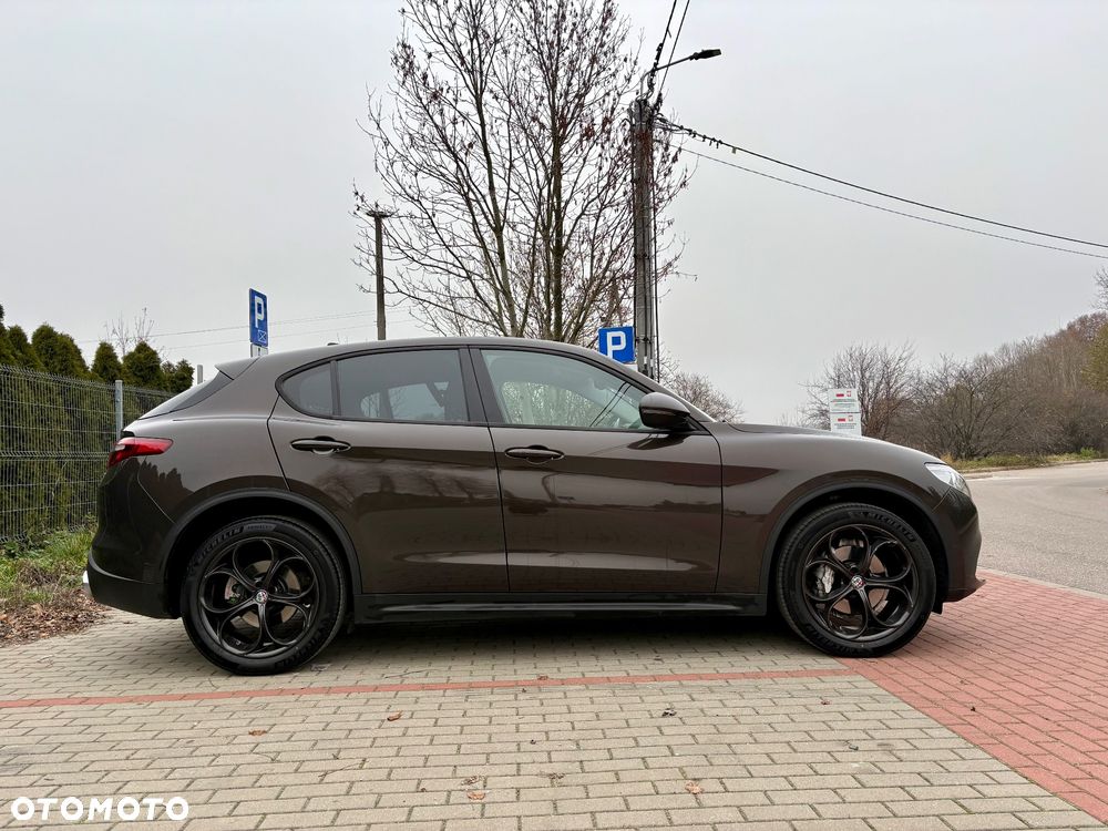 Alfa Romeo Stelvio 2.0 Turbo Super Q4 - 8