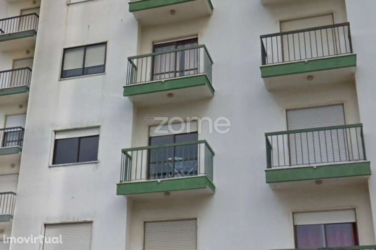 Apartamento T2+1 Renovado | Fitares – Rio de Mouro - Grande imagem: 2/16