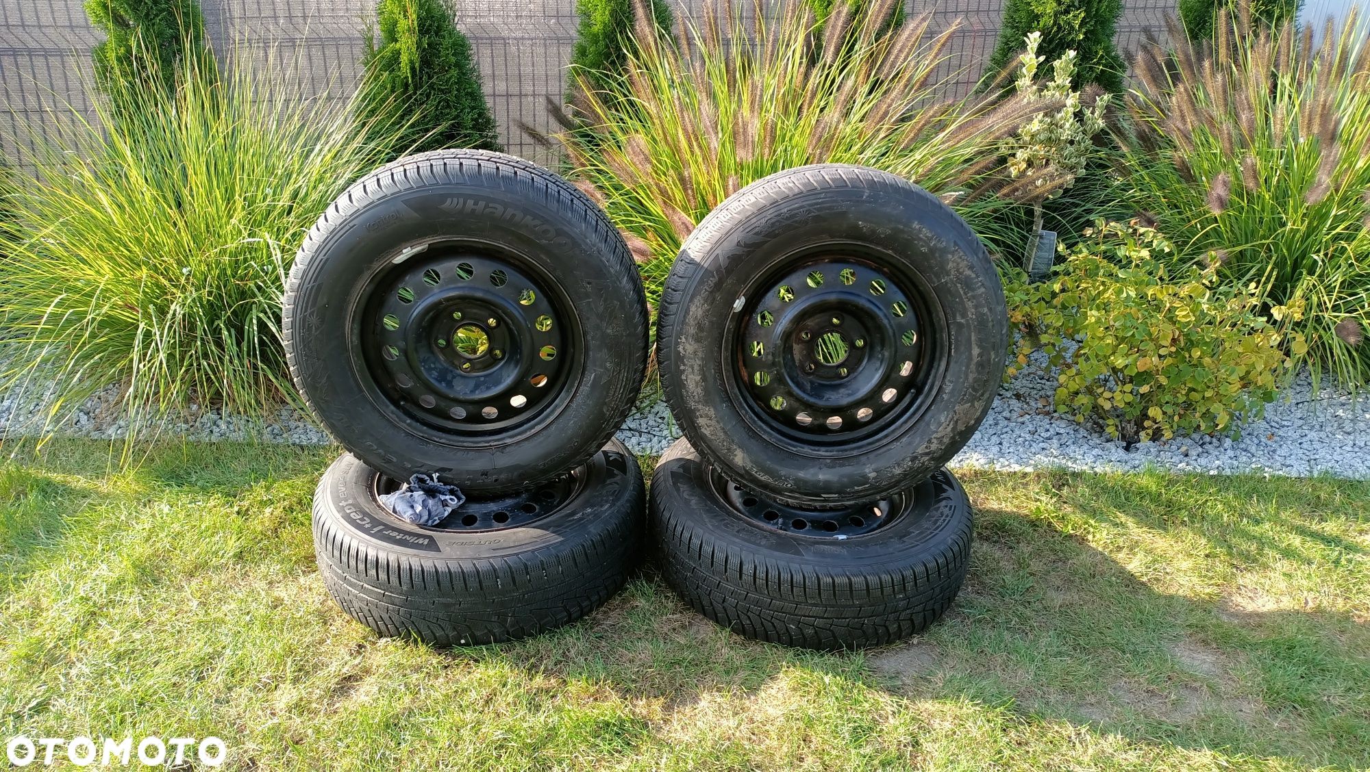 Koła zimowe felgi 16 5x114,3 et46 Kia Hyundai Mazda 215/70/16 + śruby - 1