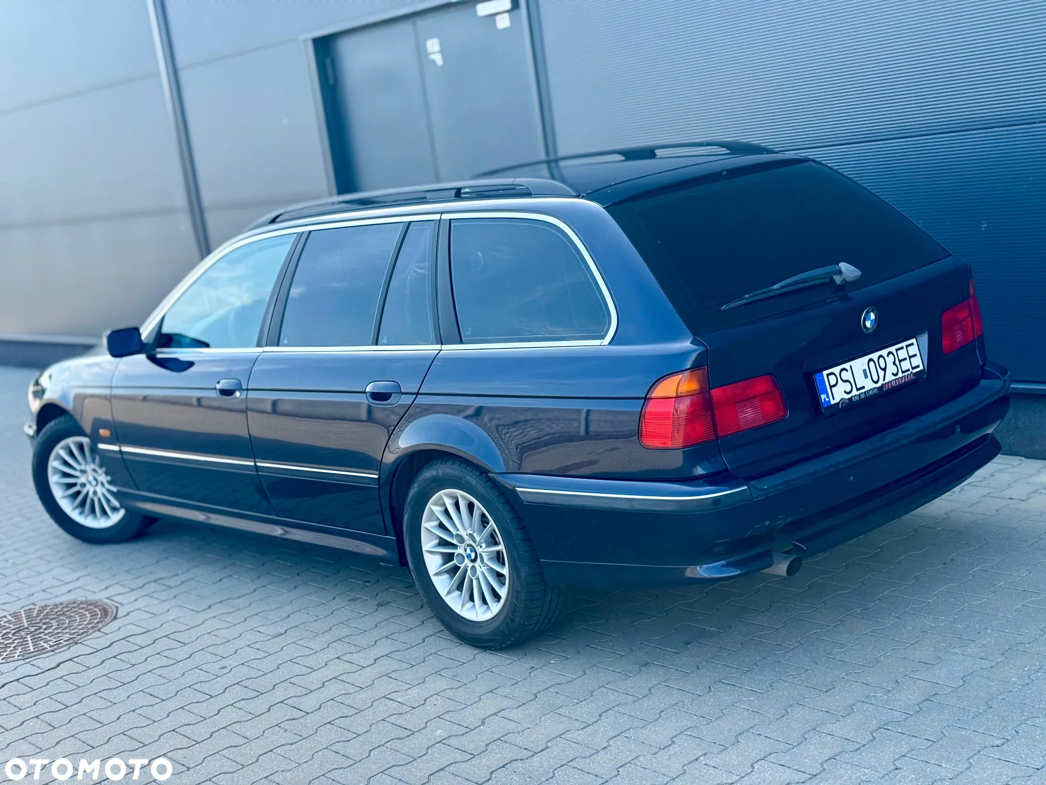 BMW Seria 5 520i - 10
