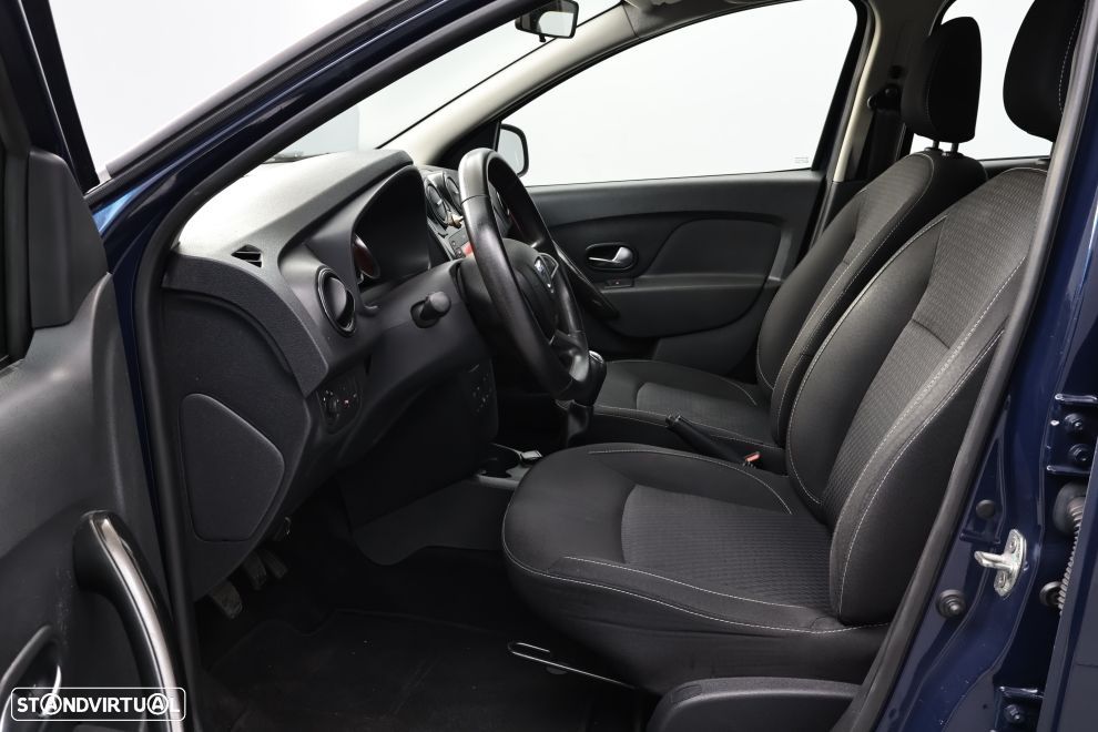 Dacia Logan 0.9 TCe Confort - 23