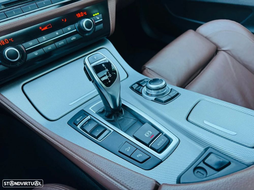 BMW 525 d Pack M Auto - 32