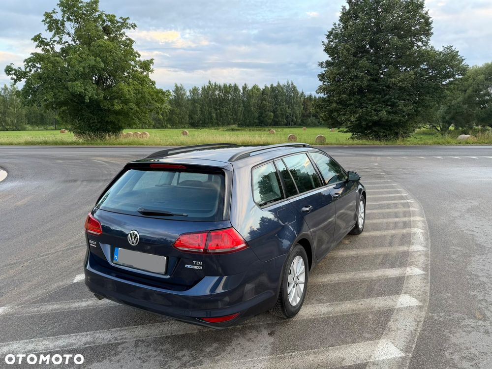 Volkswagen Golf 1.6 TDI BlueMotion Trendline - 5