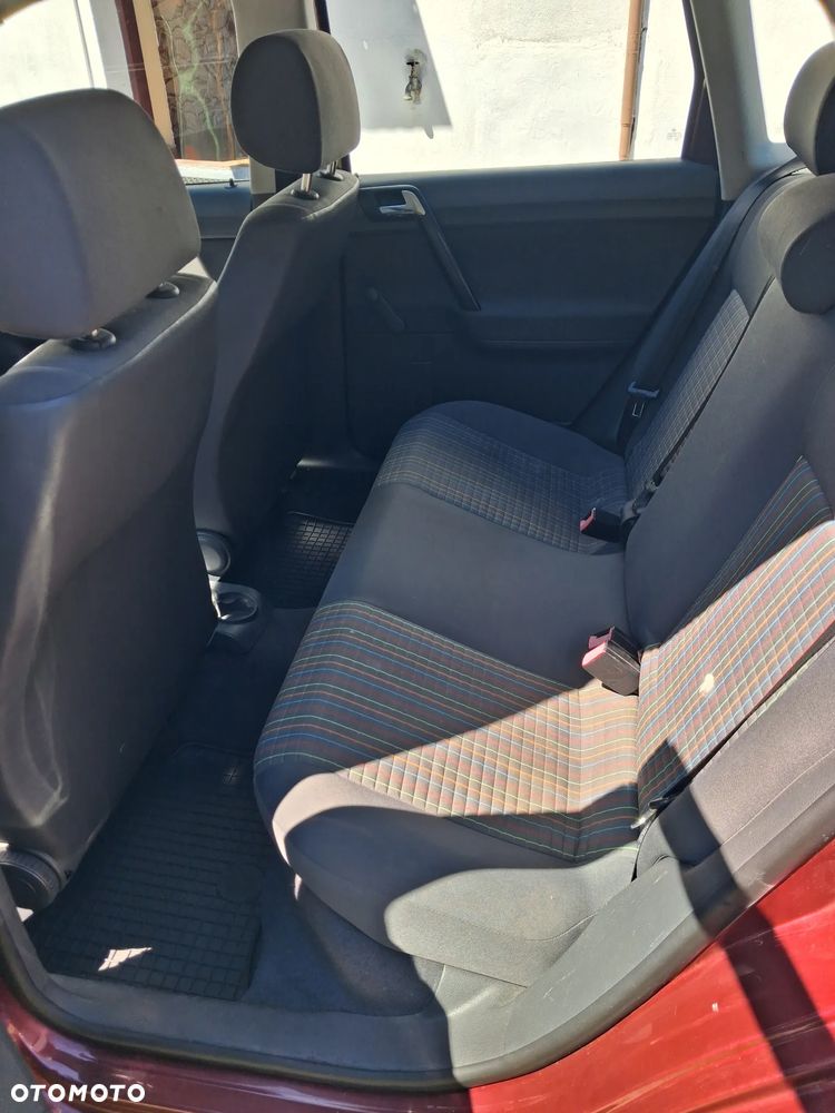 Volkswagen Polo 1.4 16V Trendline - 7