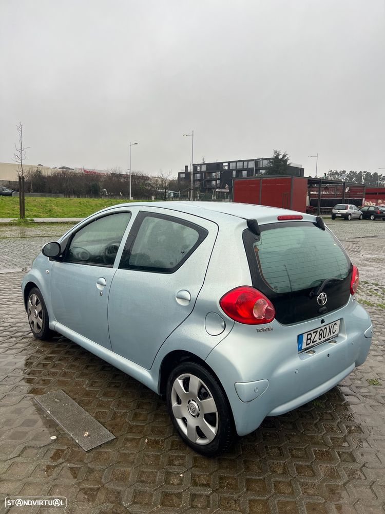Toyota Aygo 1.0 - 5