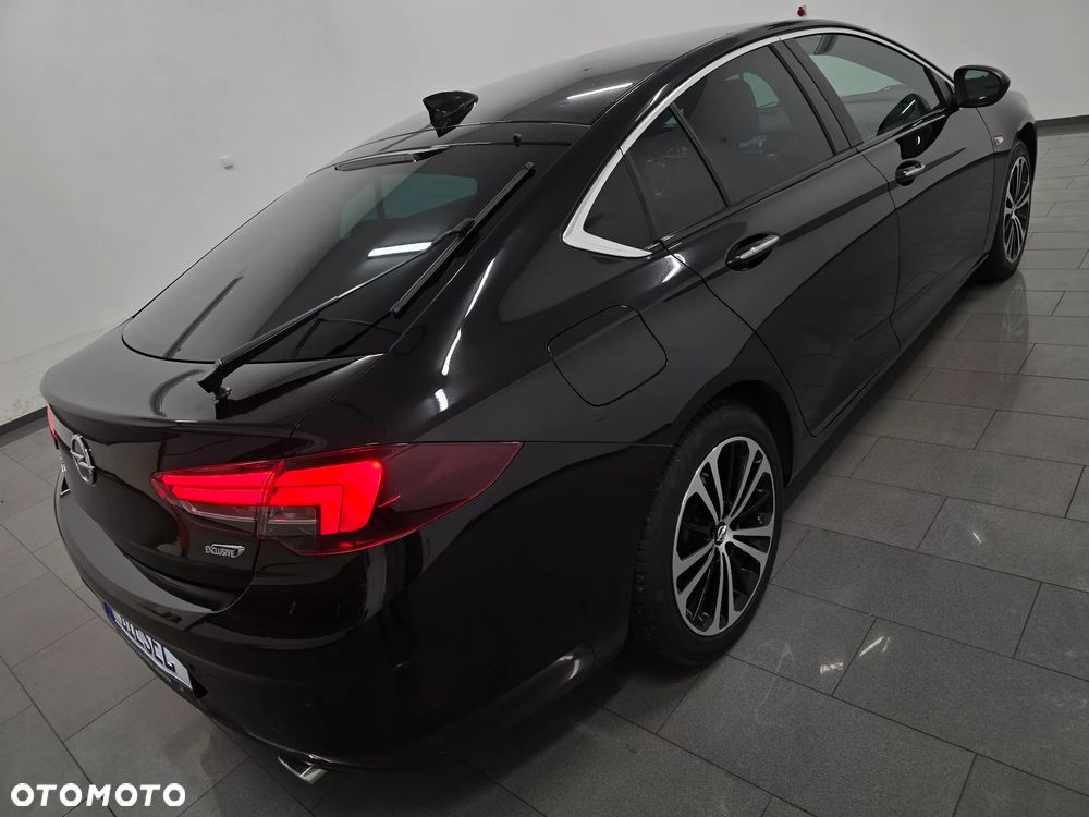 Opel Insignia 2.0 BiTurbo 4x4 Exclusive - 6