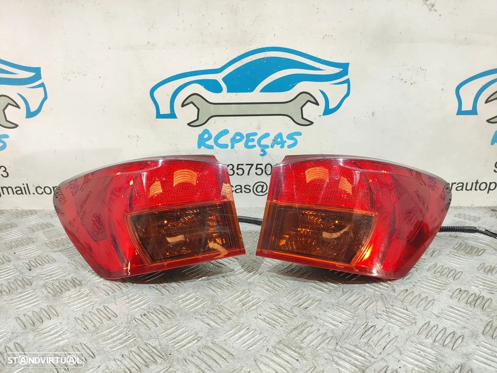 Conjunto Farolins Originais Lexus IS XE20 81551-53240 81551-53241 - 1