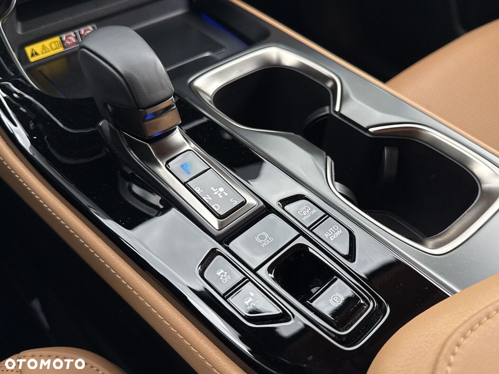 Lexus NX - 17