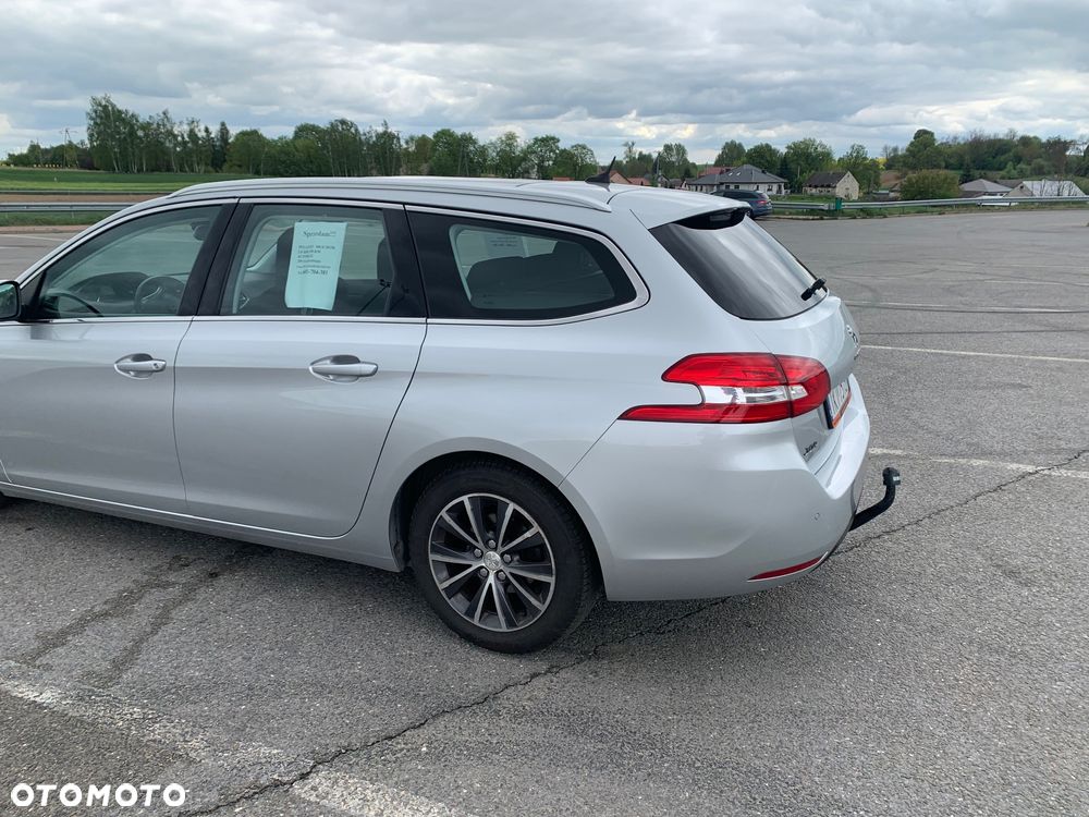 Peugeot 308 BlueHDi FAP 150 Stop&Start Automatik Allure - 6