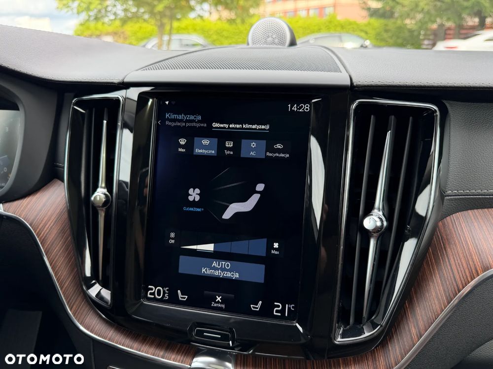 Volvo XC 60 B5 B AWD Inscription - 31