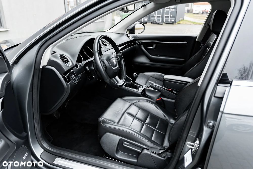 Seat Exeo 2.0T FSI Sport - 16