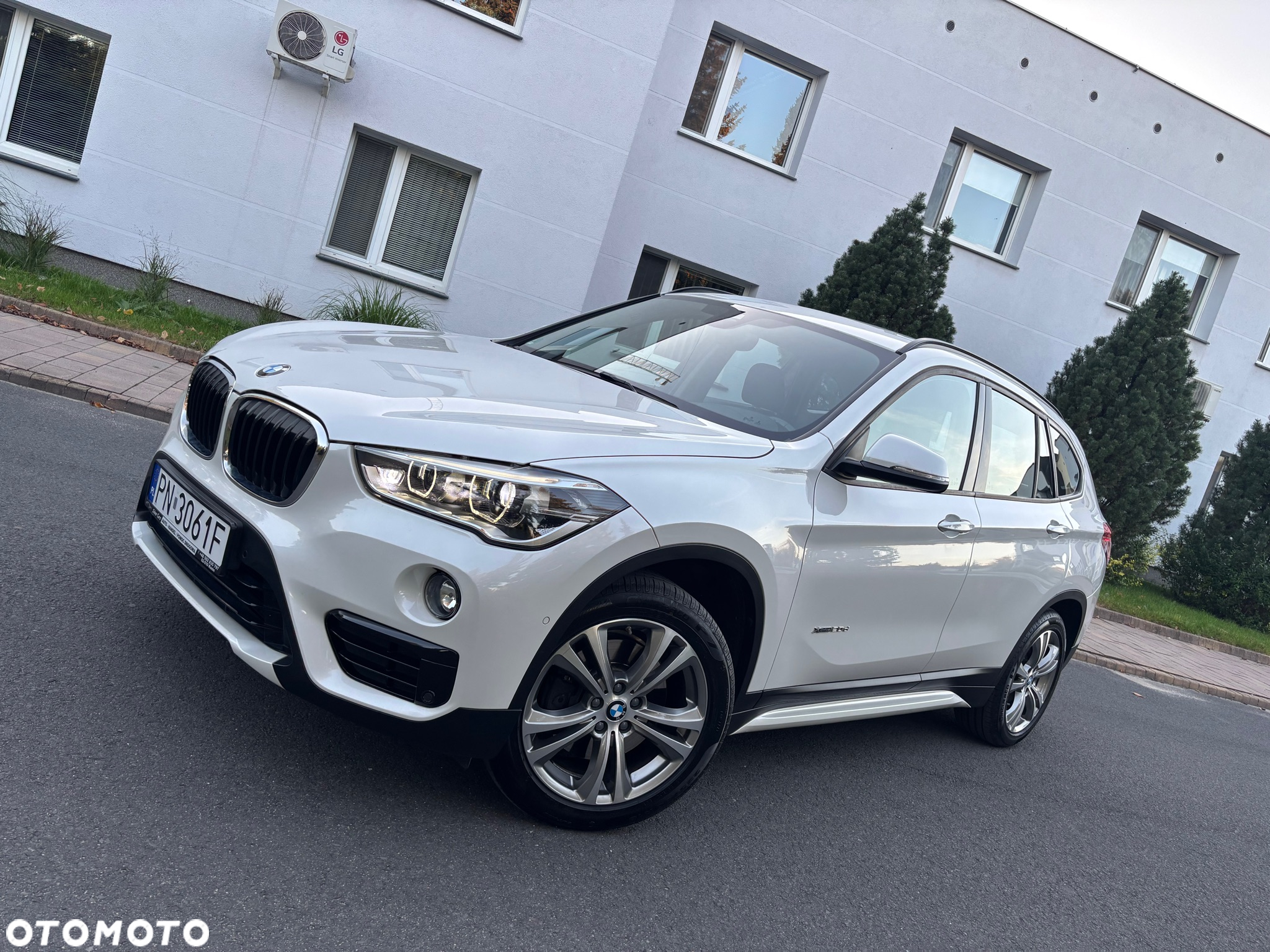 BMW X1 xDrive20d Sport Line - 6