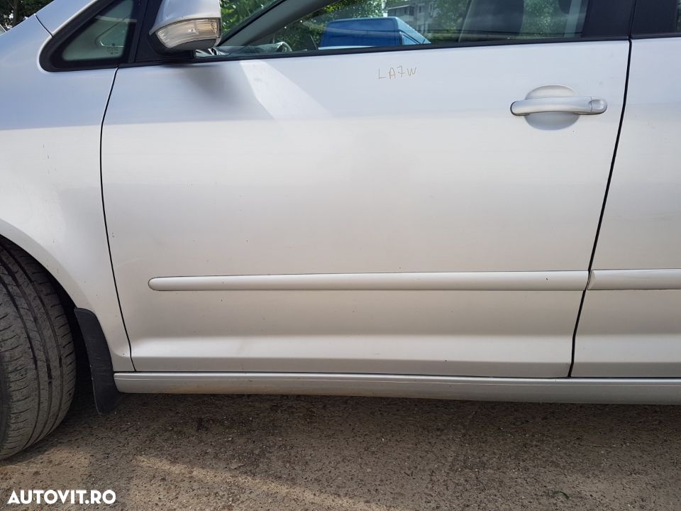 Prag / Praguri Metal Stanga VW Golf 5 Plus 2004 - 2008 Cod Culoare LA7W - 1