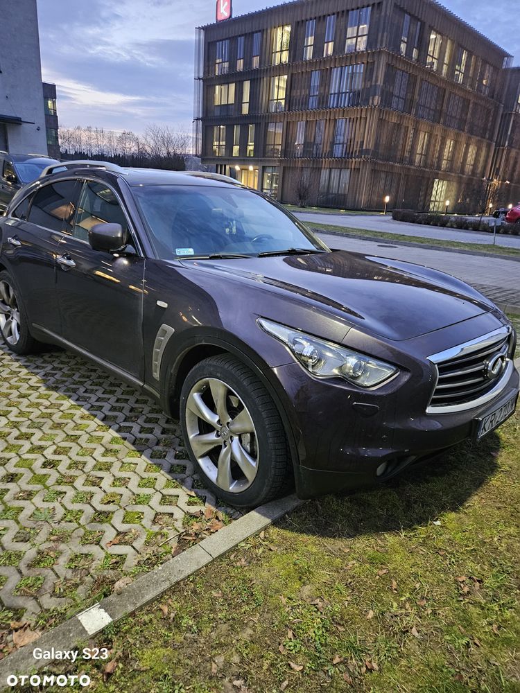 Infiniti FX FX30d S Premium - 4