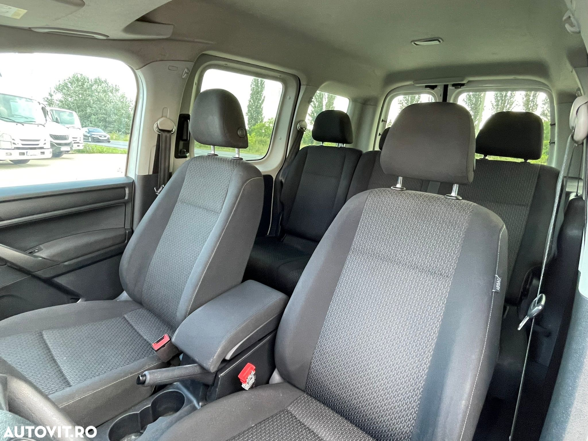Volkswagen Caddy - 25