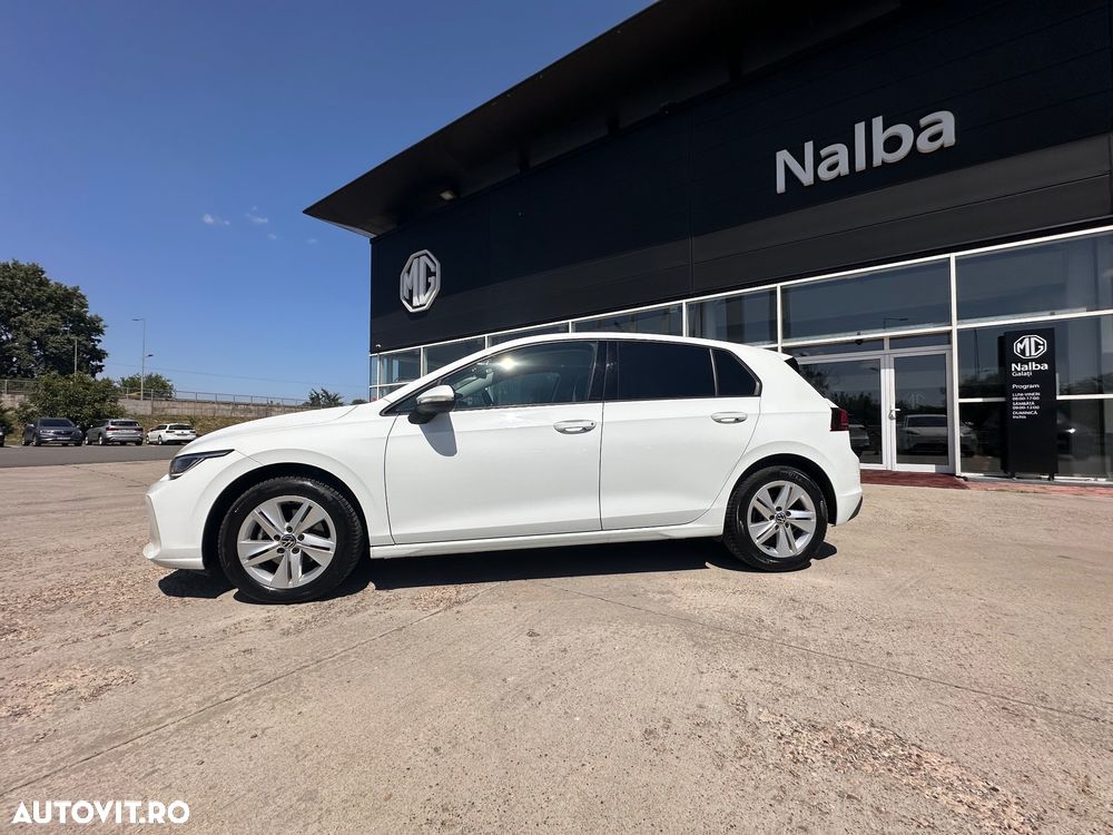 Volkswagen Golf 1.5 eTSI OPF DSG Life - 4