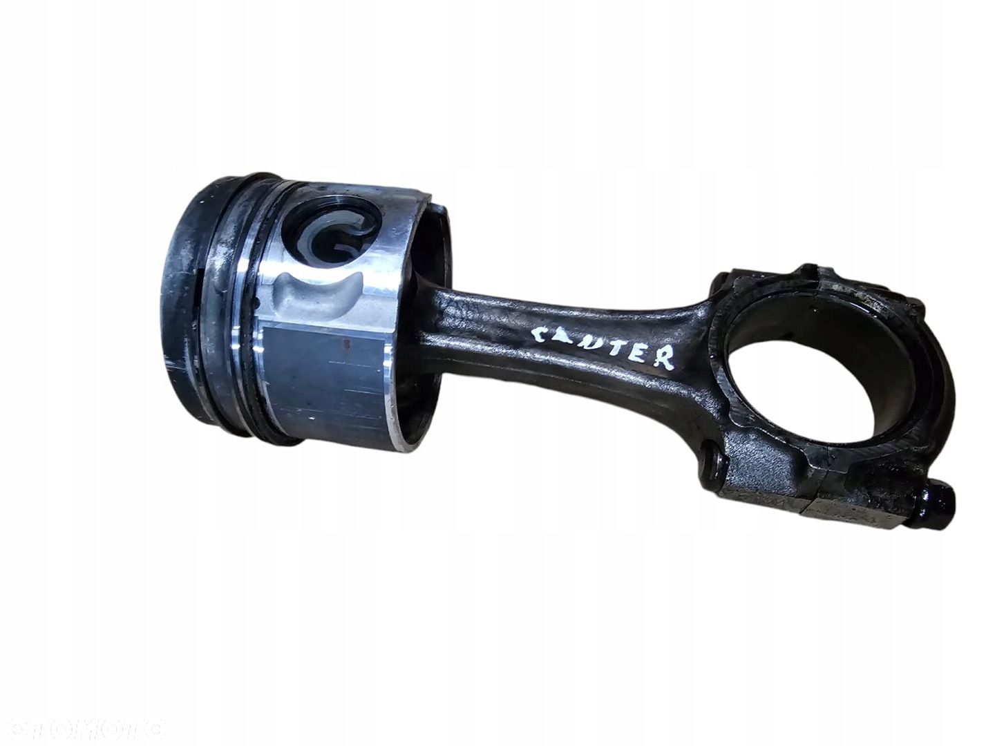 Tłok z korbowodem 2,5L Maxity Cabstar 07-23r - 1