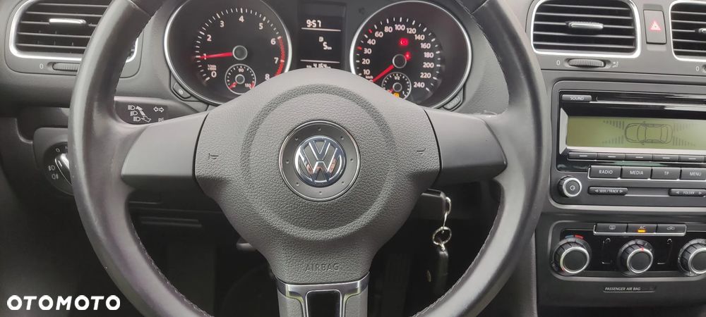 Volkswagen Golf 1.6 Comfortline - 12