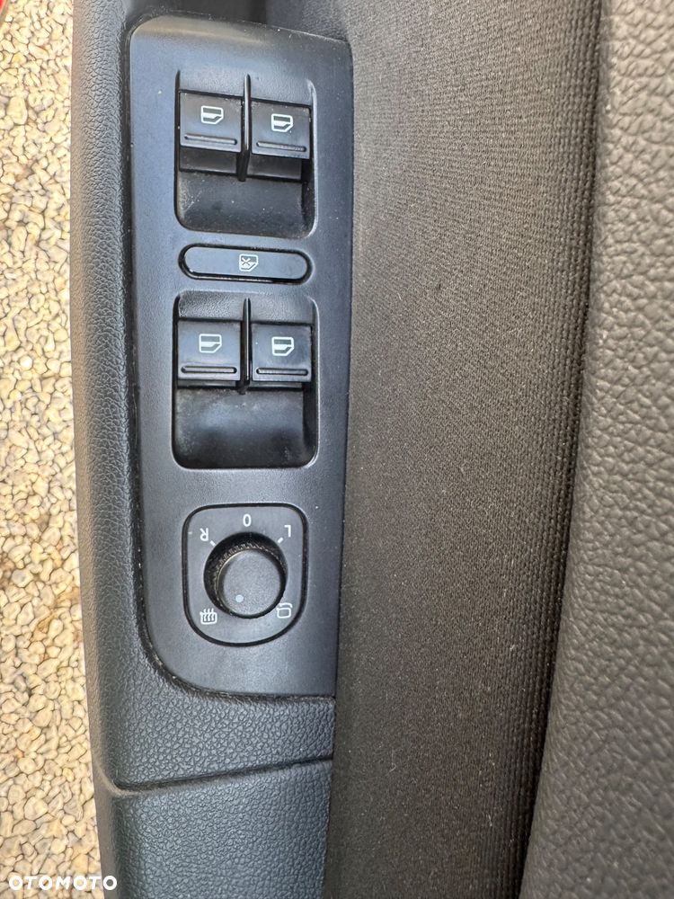 Skoda Superb 2.0 TDI PD Elegance - 17