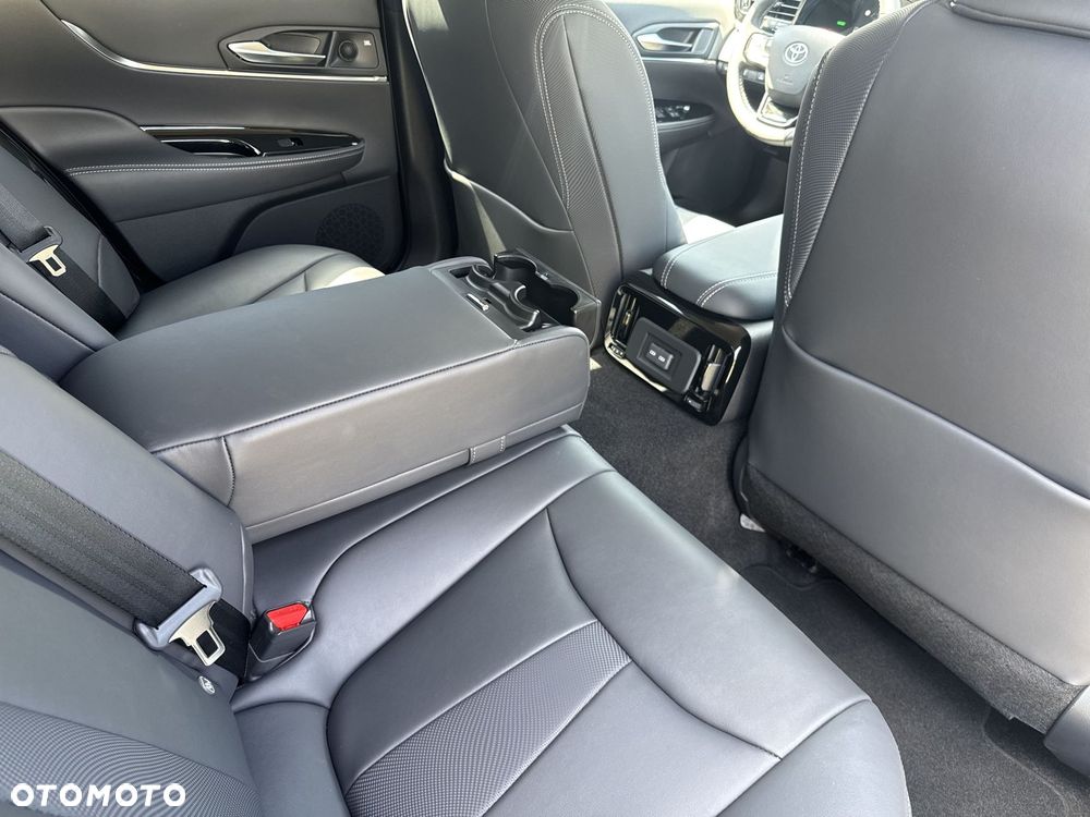 Toyota Mirai Executive - 17