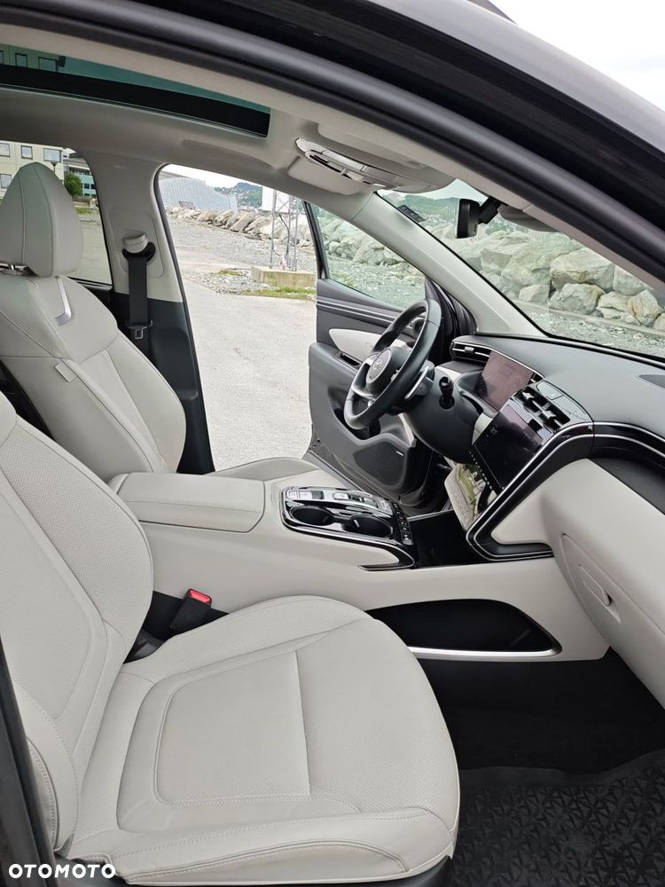 Hyundai Tucson - 13