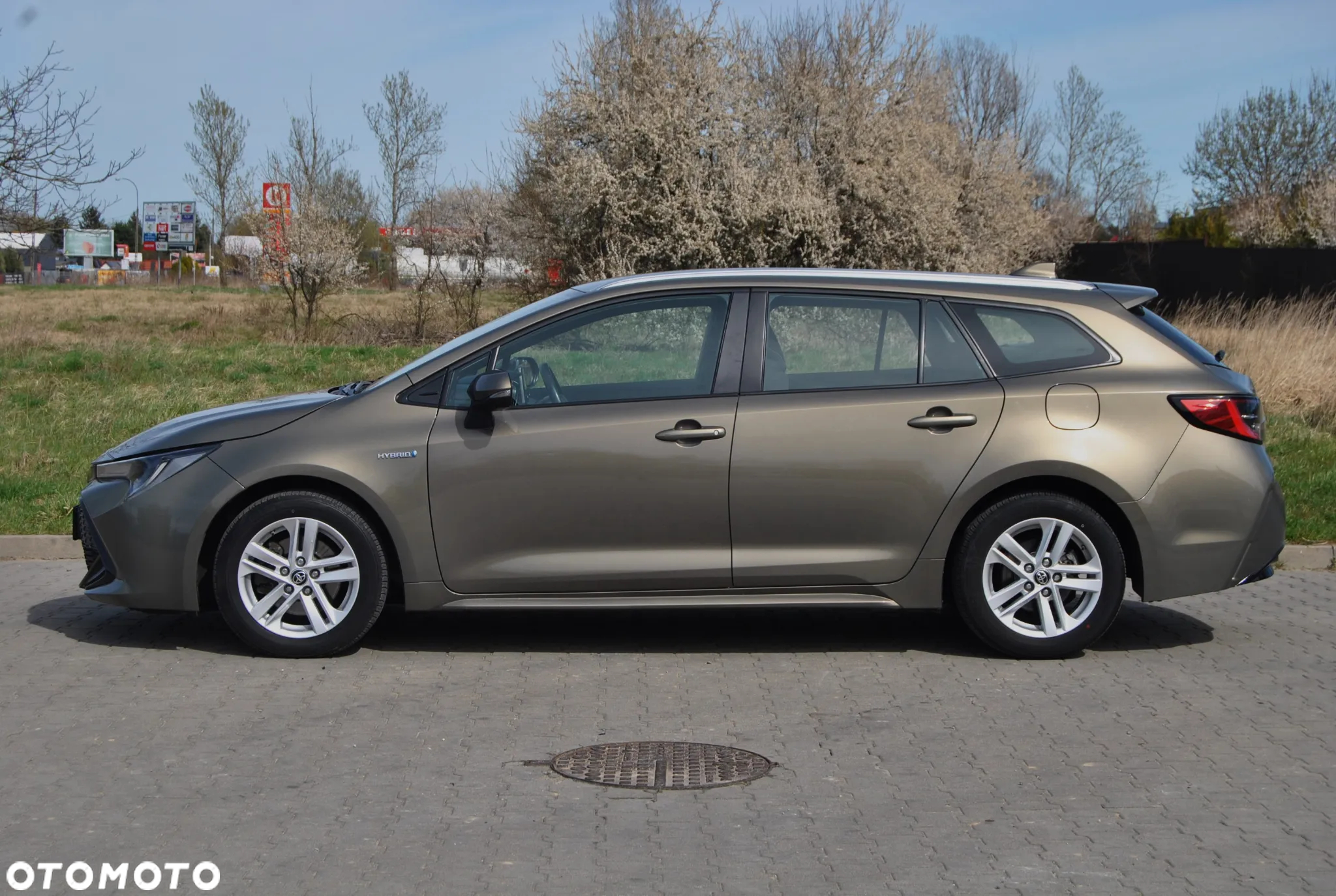 Toyota Corolla 2.0 Hybrid Touring Sports Business Edition - 21