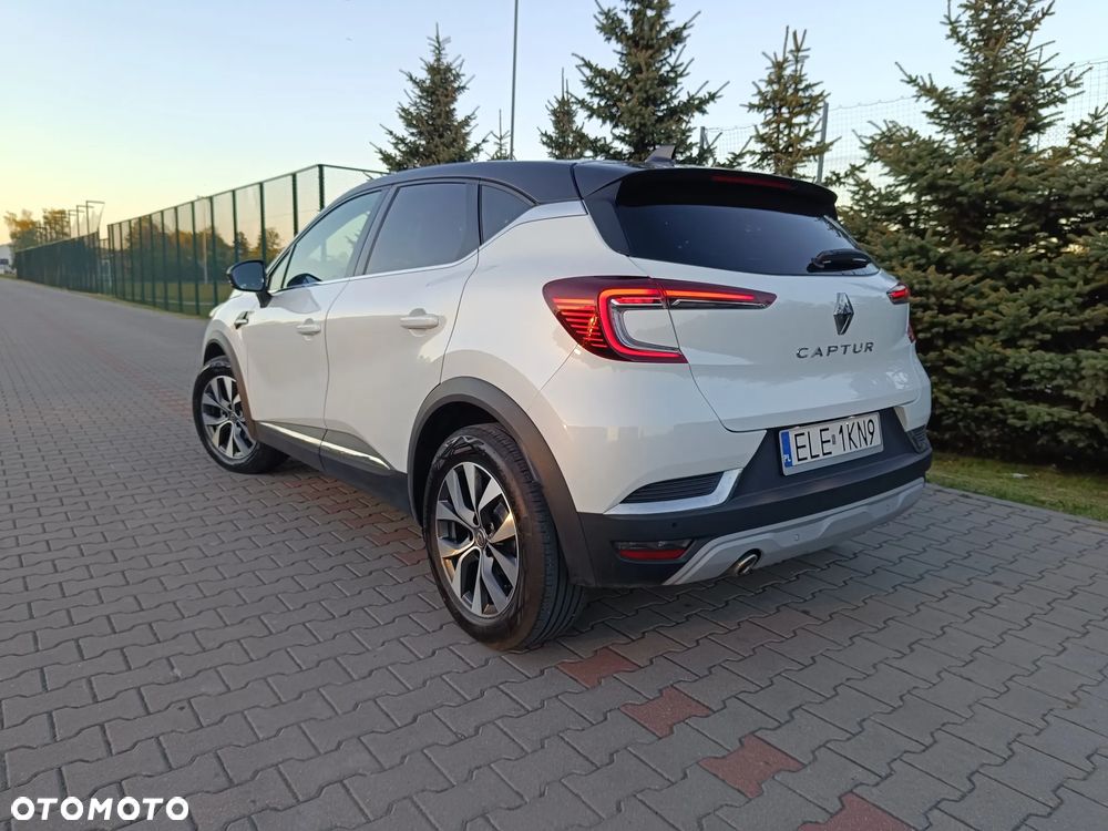 Renault Captur BLUE dCi 115 EDC BUSINESS EDITION - 3