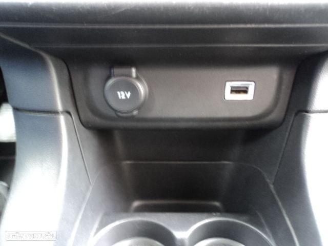 Citroën C3 1.2 PureTech Shine - 22