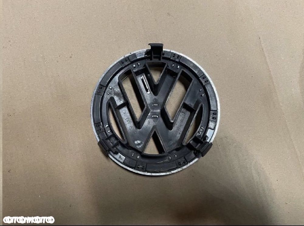 1K5853600 znaczek emblemat grilla volkswagen passat b6 - 2