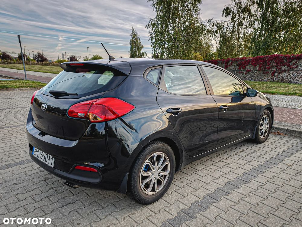 Kia Ceed - 7